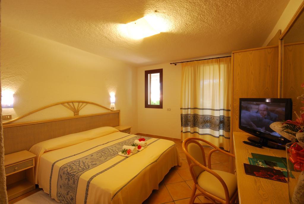 Hotel Mon Repos Бая Сардиния Стая снимка