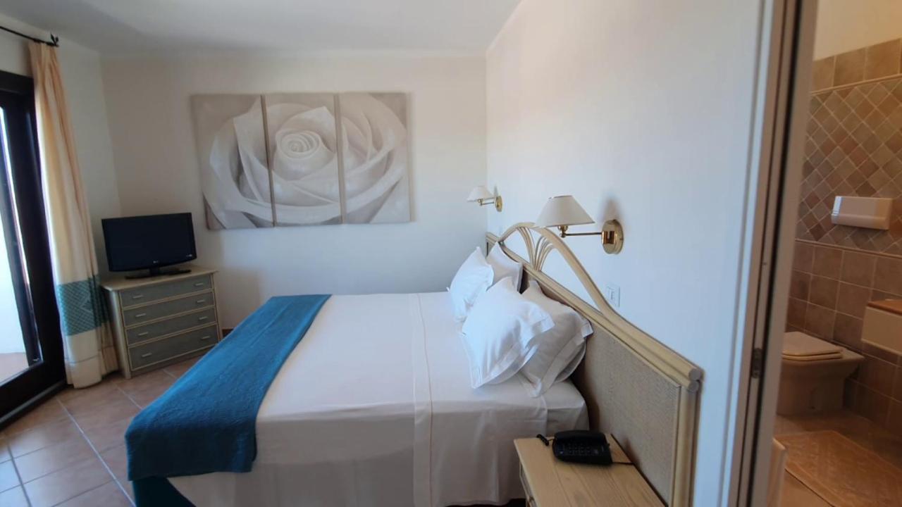 Hotel Mon Repos Бая Сардиния Екстериор снимка