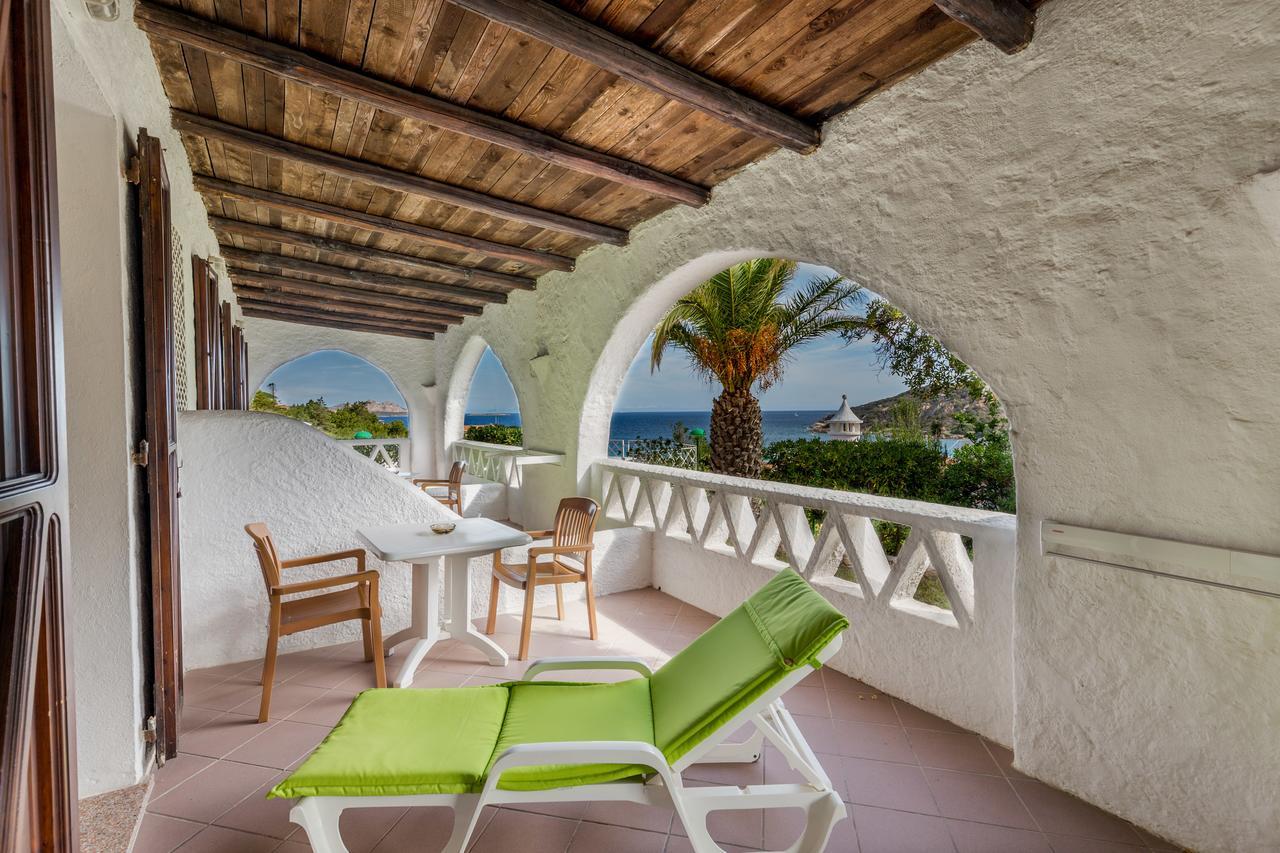 Hotel Mon Repos Бая Сардиния Екстериор снимка