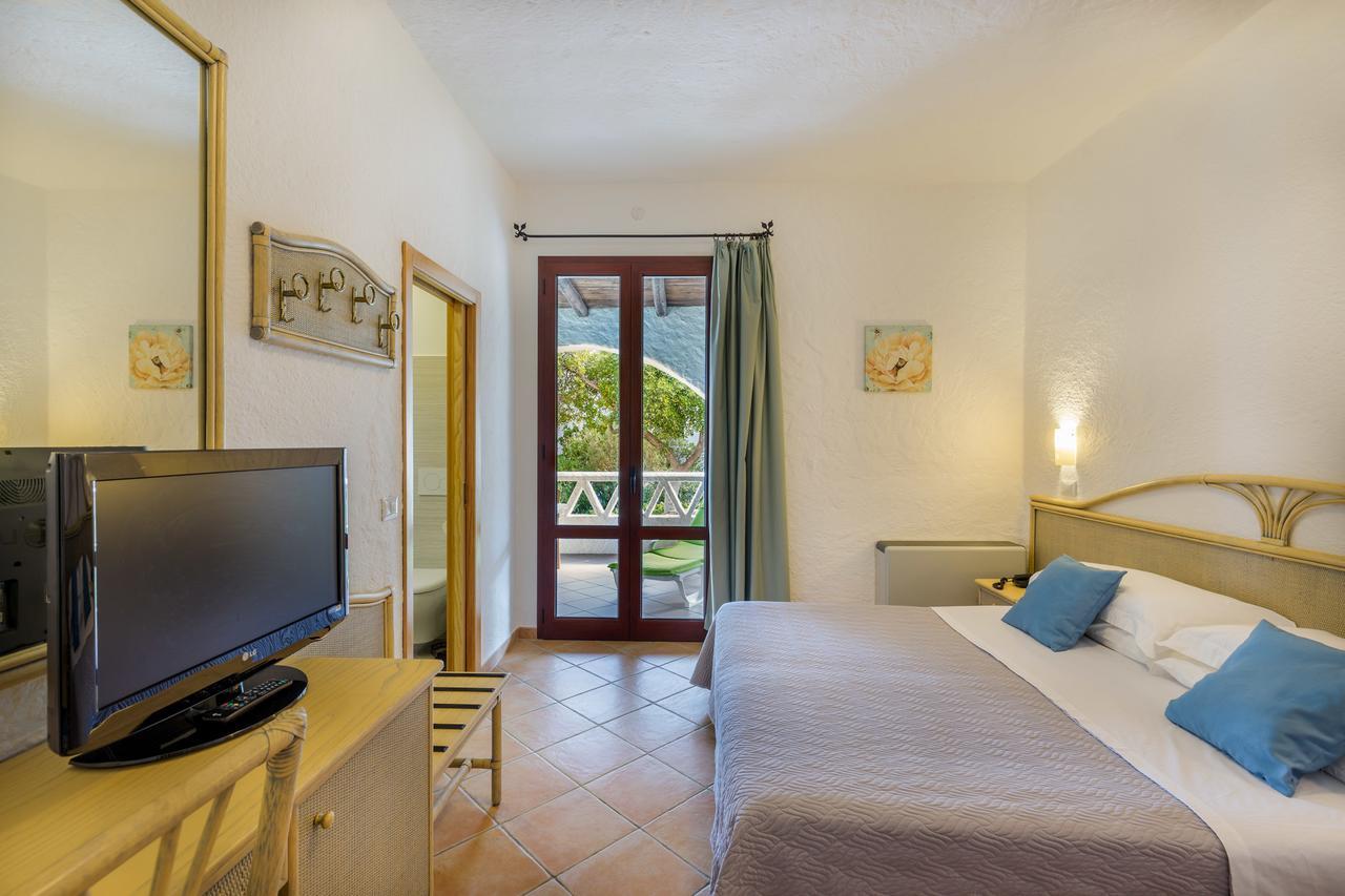 Hotel Mon Repos Бая Сардиния Екстериор снимка